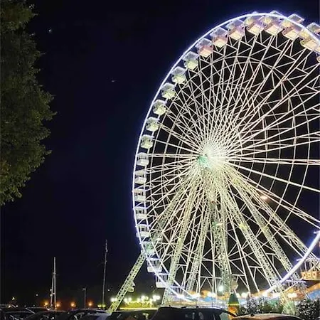 A 5 Min De L'hyper Centre A Pied Au Calme Apartment